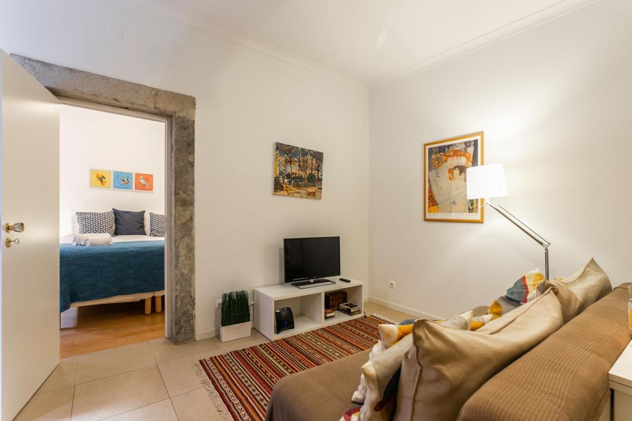 Cozy Tailor Made With A Refreshing Terrace Apartment Lisbon Exterior photo